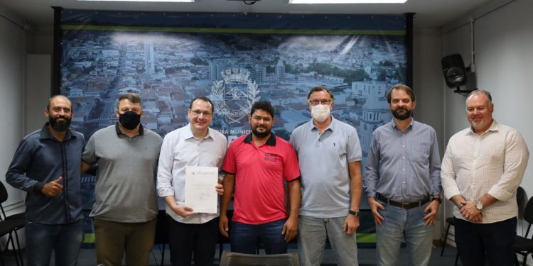 Itapira – Deputado Rafa Zimbaldi destina verbas para a Secretaria de Saúde