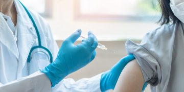 Pedreira – Pedreira iniciou a aplicação da dose de reforço da vacina contra a COVID-19 para adolescentes