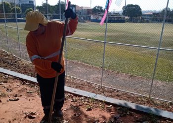 Hortolândia – Mutirão de limpeza é realizado em praças esportivas de Hortolândia