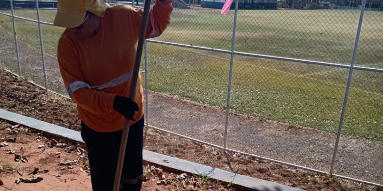 Hortolândia – Mutirão de limpeza é realizado em praças esportivas de Hortolândia