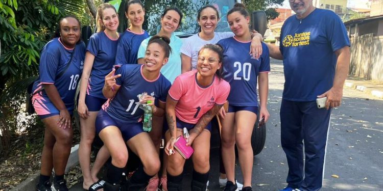 Itapira – Vôlei feminino vence e está na disputa por vaga na final da ADR