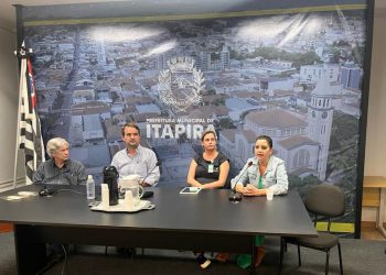 Itapira – Reunião discute estratégias de atendimento de dependência química para pessoas em situação de rua