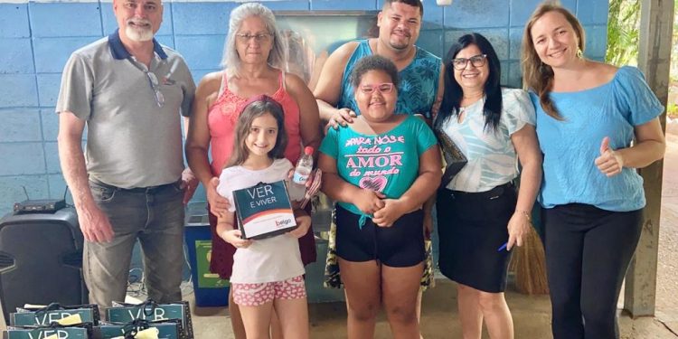 Sumaré – Projeto ‘Ver e Viver’ entrega óculos gratuitos para 40 alunos de Sumaré