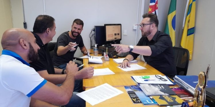 Hortolândia – Educadores esportivos recebem orientações sobre o calendário do Projeto Escolinhas Esportivas nesta quarta-feira (01/02)