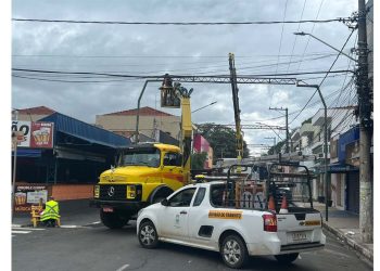 Pedreira – Prefeitura de Pedreira e CPFL Santa Cruz retiram “Arcos de Ferro” instalados nas ruas XV de Novembro e Antônio Pedro