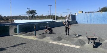 Americana – Prefeitura inicia revitalização das quadras de tênis do Centro Cívico