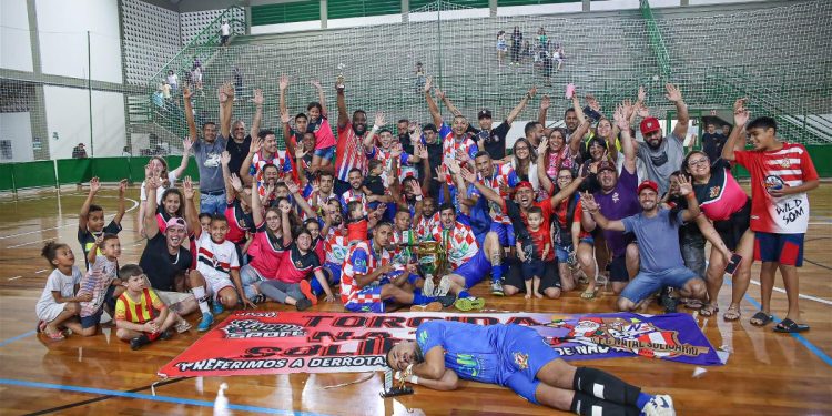 Paulínia – Natal Solidário vence a 2ª Divisão do Futsal