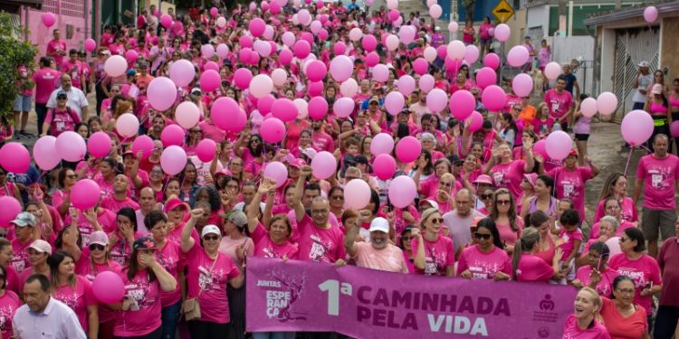 Hortolândia – Cerca de mil pessoas participam da 1ª Caminha Pela Vida