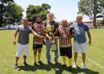 Itapira – Paulistano goleia Botafogo e fica com título da 3ª Divisão