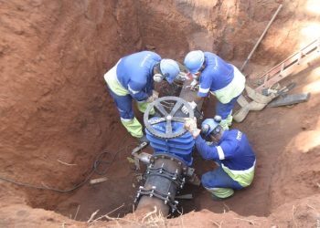 Sanasa – SANASA INSTALA NOVO REGISTRO NA SUBADUTORA QUE ABASTECE A REGIÃO CENTRAL