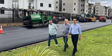 Americana – Prefeito Chico vistoria recapeamento na Avenida Abdo Najar