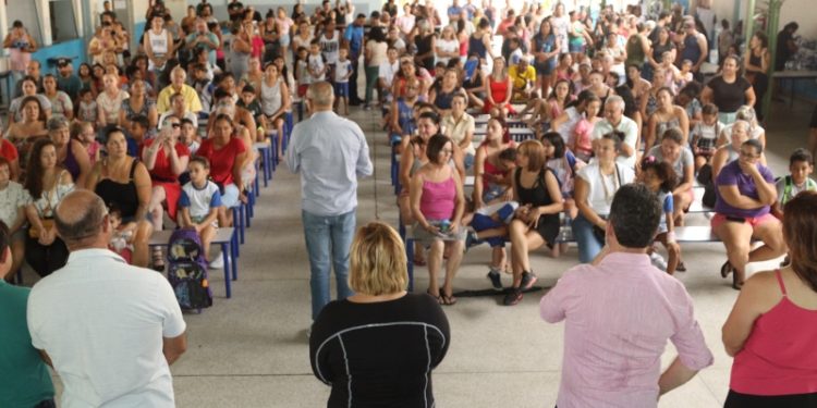Hortolândia – Prefeito conclui entrega de kits escolares a cerca de 26 mil estudantes e anuncia novas creches em Hortolândia