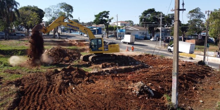 Hortolândia  – Rumo inicia obra de construção do viaduto sobre a via férrea na Vila Real