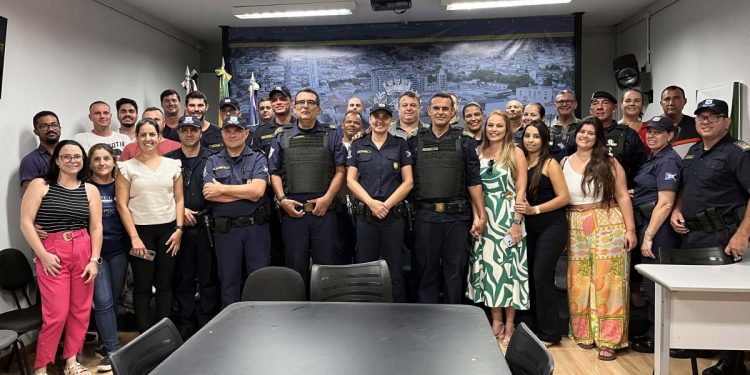 Itapira – GCMs Paulo e Farabello se aposentam da corporação após 26 anos de serviços prestados