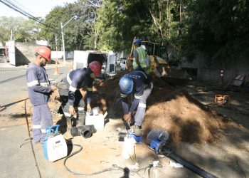 Sanasa – PQ. RES. VIDA NOVA: SANASA FARÁ A TROCA DE EQUIPAMENTO QUE MEDE A VAZÃO DA ÁGUA