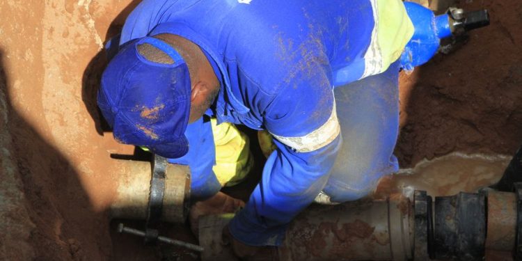 Sanasa – JD. MELINA: SANASA EXECUTA OBRA DE INTERLIGAÇÃO DE REDES