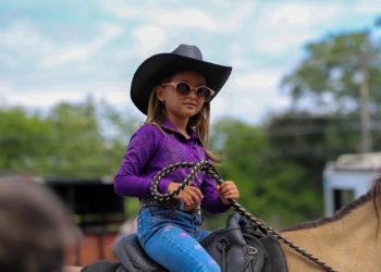 Vinhedo – 62º Desfile de Cavaleiros reúne tradição e grande público em Vinhedo